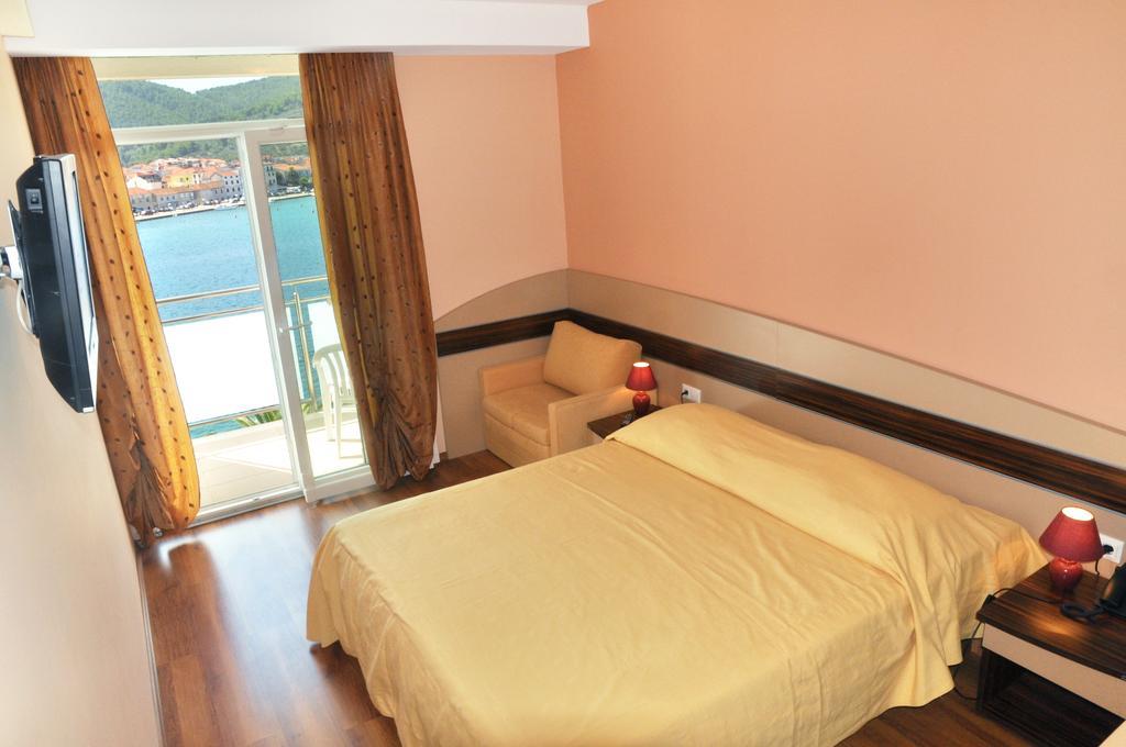 Hotel Posejdon Vela Luka Exterior photo